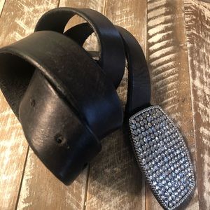 Nine West ....... leather belt